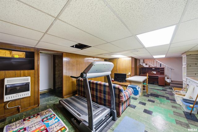 23632 SPRING CREEK Road, Washington, IL 61571