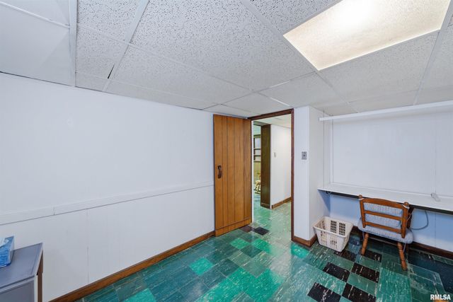 23632 SPRING CREEK Road, Washington, IL 61571