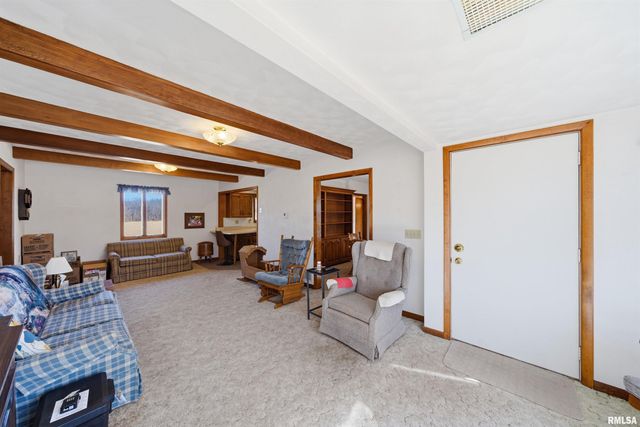 23632 SPRING CREEK Road, Washington, IL 61571