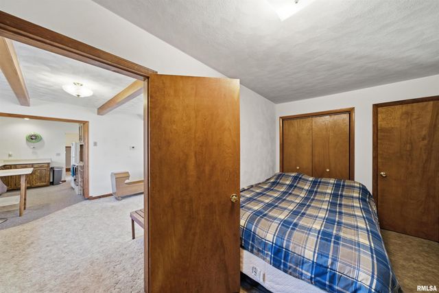 23632 SPRING CREEK Road, Washington, IL 61571