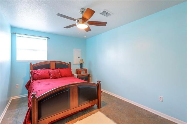 604 Oak Drive, Raymore, MO 64083
