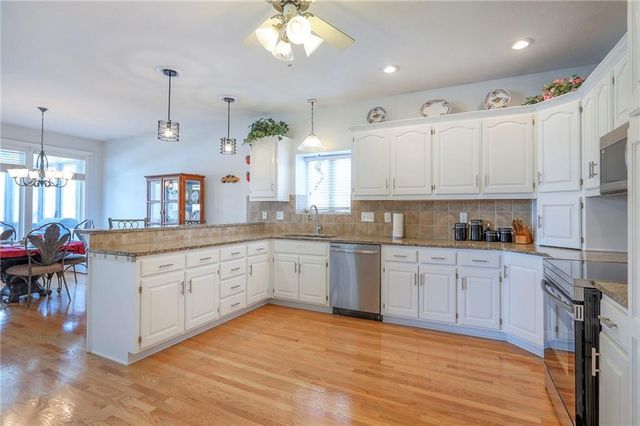 604 Oak Drive, Raymore, MO 64083