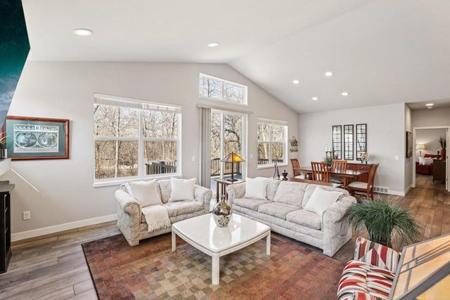 1158 Gracing Oaks Lane, Sun Prairie, WI 53590