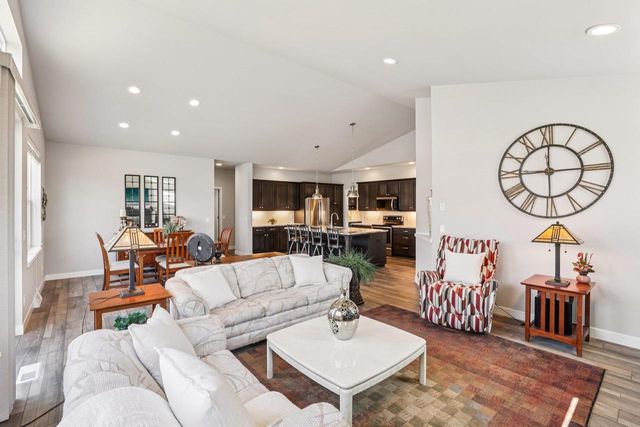 1158 Gracing Oaks Lane, Sun Prairie, WI 53590