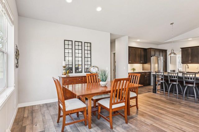 1158 Gracing Oaks Lane, Sun Prairie, WI 53590