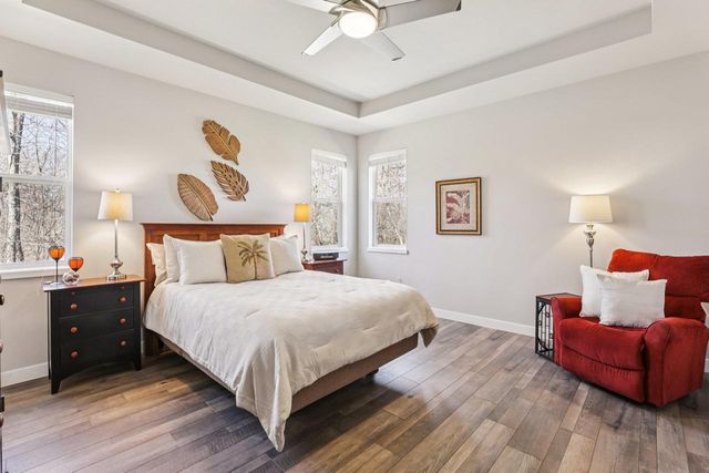 1158 Gracing Oaks Lane, Sun Prairie, WI 53590