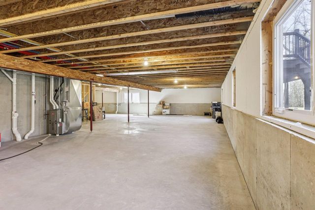 1158 Gracing Oaks Lane, Sun Prairie, WI 53590