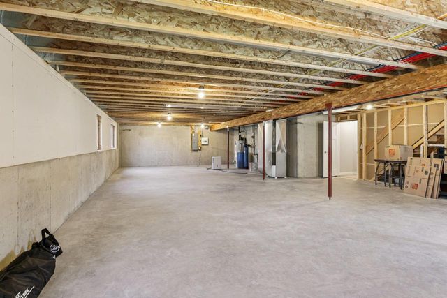 1158 Gracing Oaks Lane, Sun Prairie, WI 53590