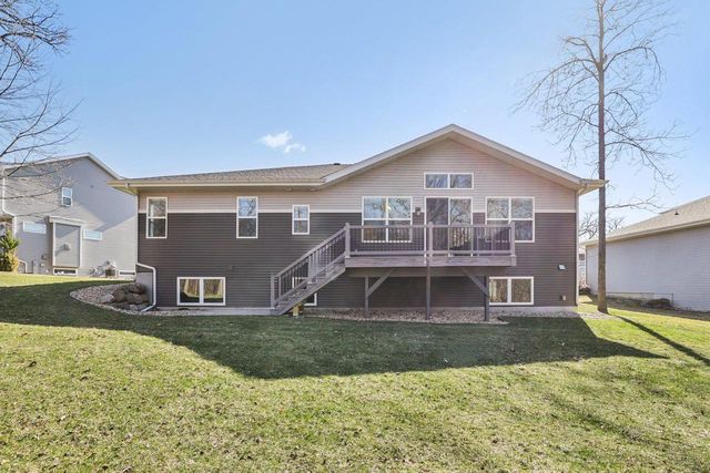 1158 Gracing Oaks Lane, Sun Prairie, WI 53590