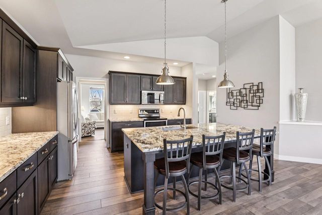 1158 Gracing Oaks Lane, Sun Prairie, WI 53590