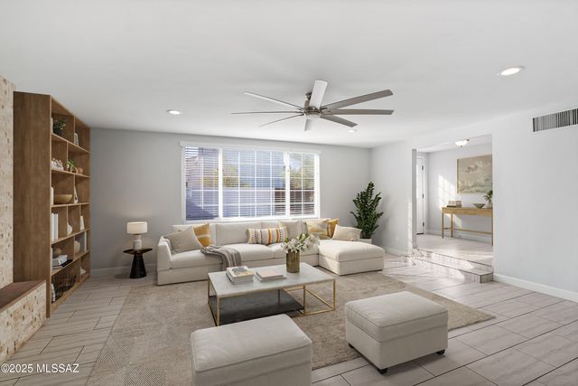 745 N Richey Boulevard, Tucson, AZ 85716