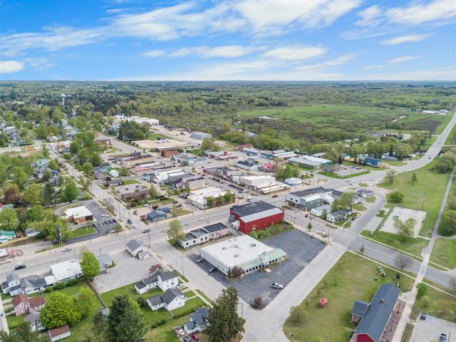 130 N Main Street, Evart, MI 49631