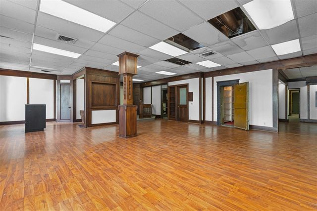 130 N Main Street, Evart, MI 49631