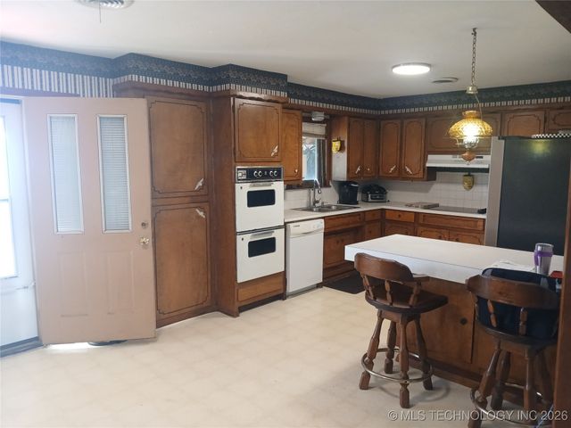 1176 W Albert Road, Mcalester, OK 74501