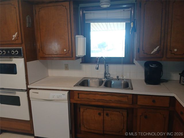 1176 W Albert Road, Mcalester, OK 74501