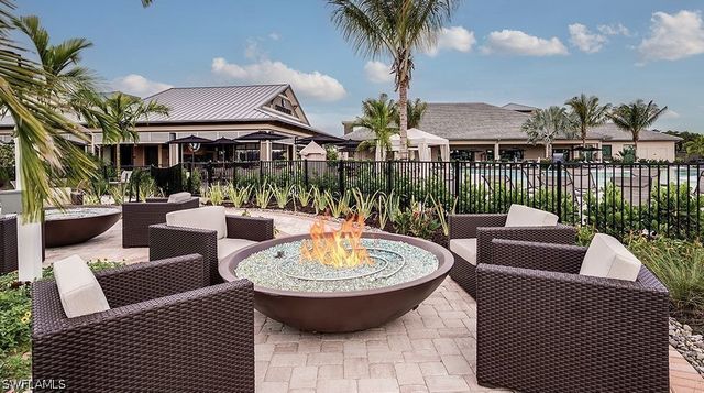 15335 LUCERNA ST 104, Naples, FL 34114