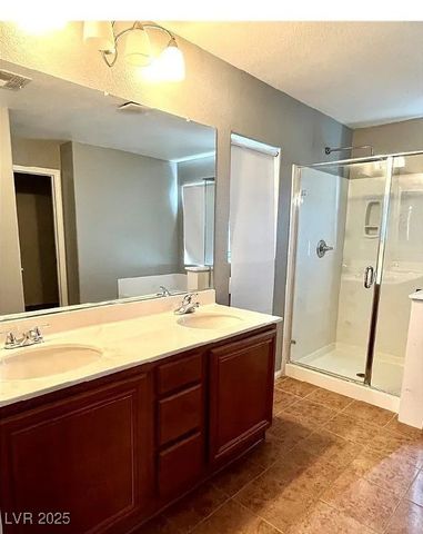 10450 Badger Ravine Street, Las Vegas, NV 89178