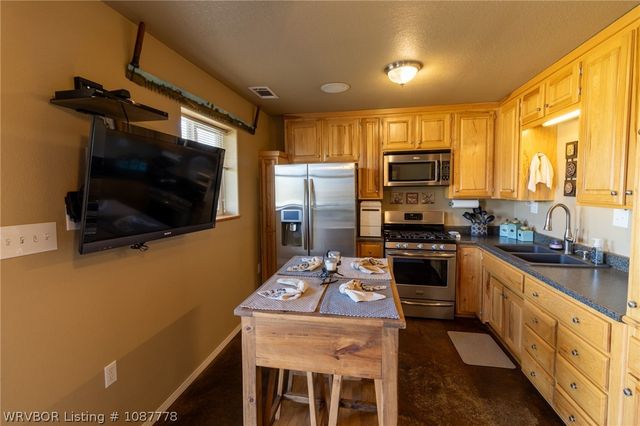 1237 Waterfront Road, Alma, AR 72921