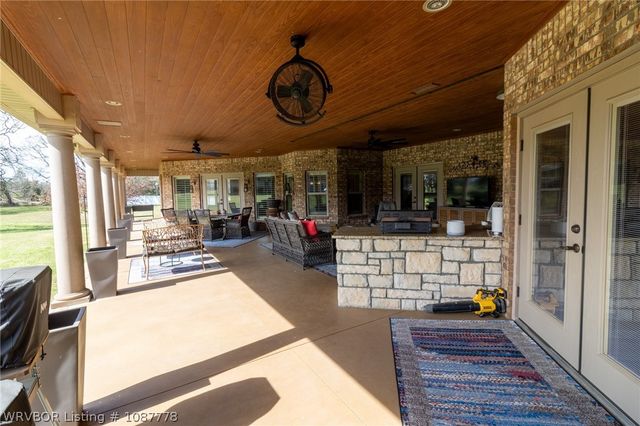 1237 Waterfront Road, Alma, AR 72921