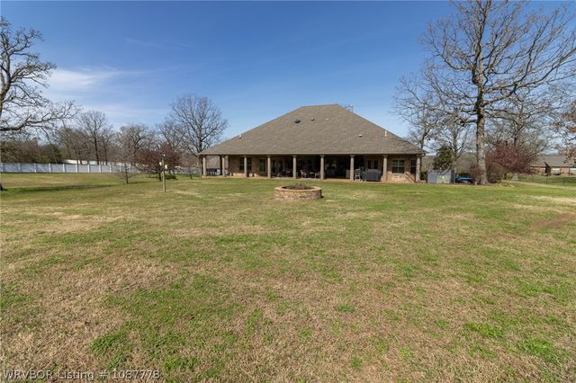 1237 Waterfront Road, Alma, AR 72921