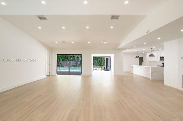 9939 NW 19th Street, Coral Springs, FL 33071