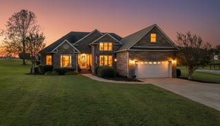 7 Elizabeth Cir, Fayetteville, TN 37334