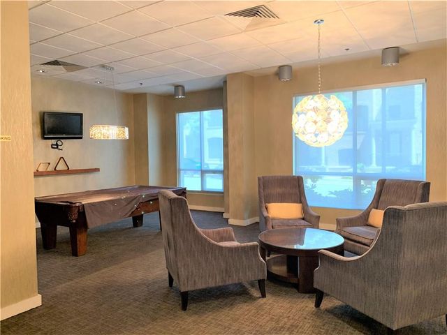 711 Cosmopolitan NE Drive 711, Atlanta, GA 30324