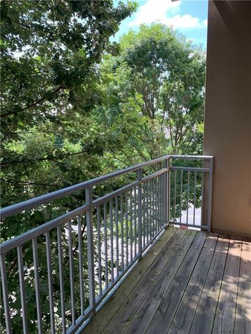 711 Cosmopolitan NE Drive 711, Atlanta, GA 30324