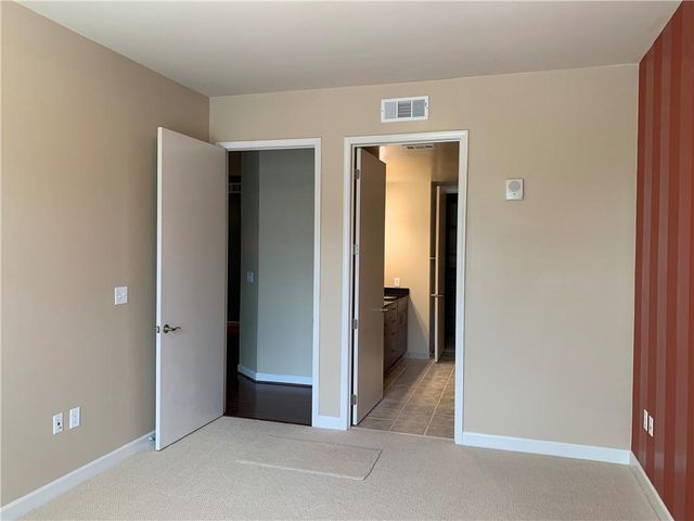 711 Cosmopolitan NE Drive 711, Atlanta, GA 30324