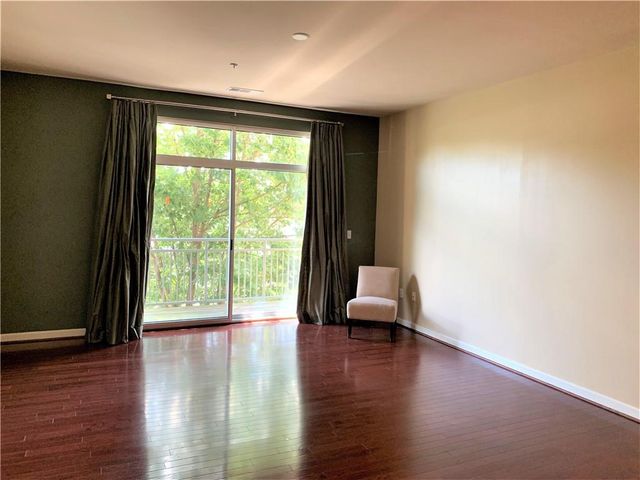 711 Cosmopolitan NE Drive 711, Atlanta, GA 30324