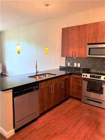 711 Cosmopolitan NE Drive 711, Atlanta, GA 30324