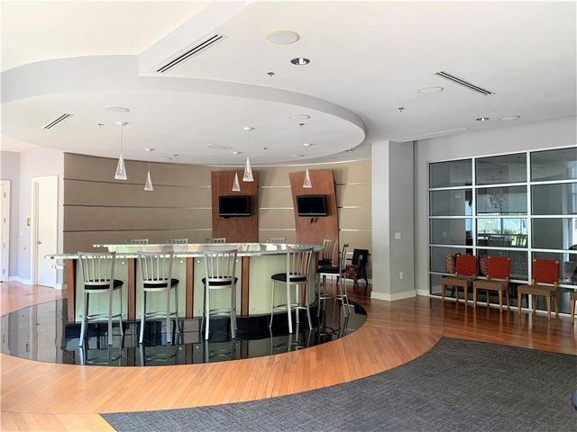 711 Cosmopolitan NE Drive 711, Atlanta, GA 30324