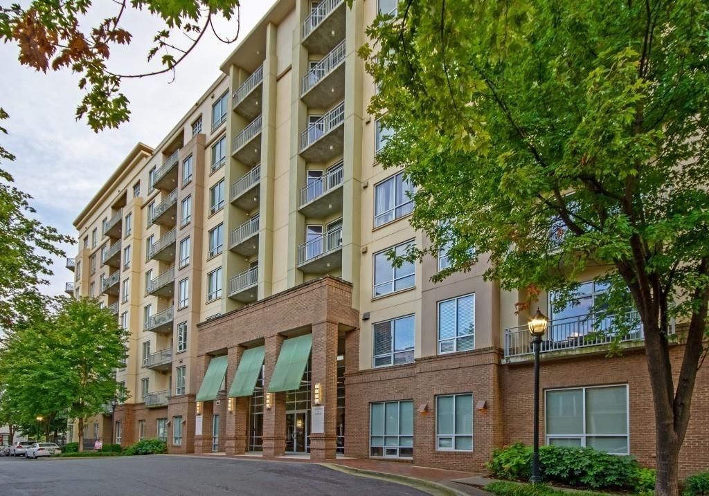 711 Cosmopolitan NE Drive 711, Atlanta, GA 30324