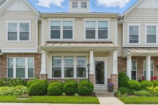 8045 Ellendale Dr, Mechanicsville, VA 23116