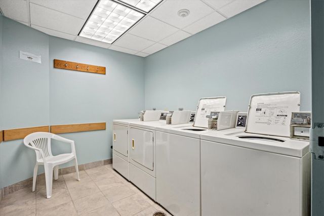 6102 Seawall Boulevard 380, Galveston, TX 77551