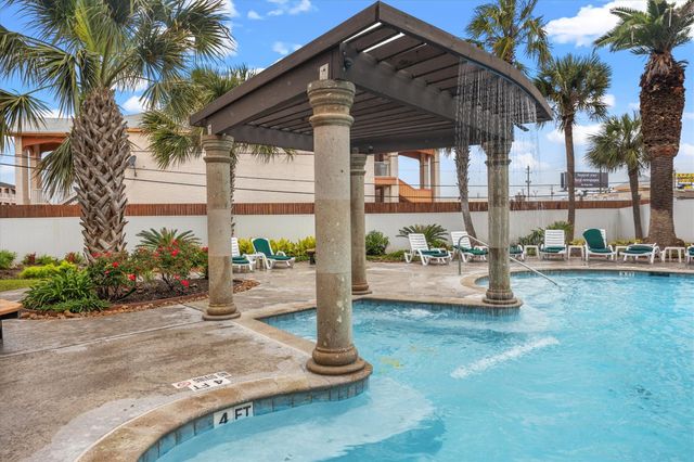 6102 Seawall Boulevard 380, Galveston, TX 77551