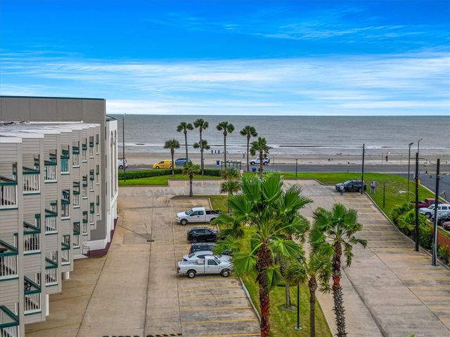 6102 Seawall Boulevard 380, Galveston, TX 77551