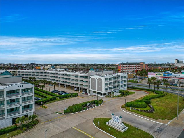 6102 Seawall Boulevard 380, Galveston, TX 77551