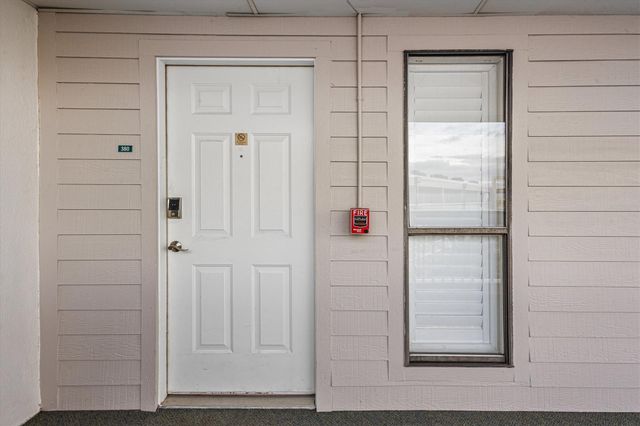 6102 Seawall Boulevard 380, Galveston, TX 77551