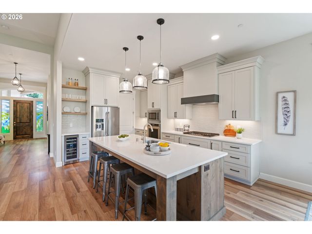 1825 Nw TANNER Ct, Camas, WA 98607