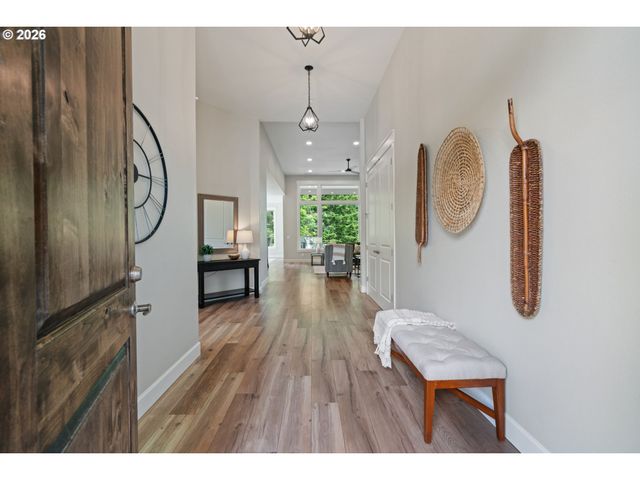 1825 Nw TANNER Ct, Camas, WA 98607