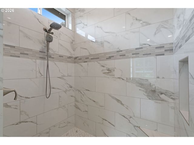 1825 Nw TANNER Ct, Camas, WA 98607