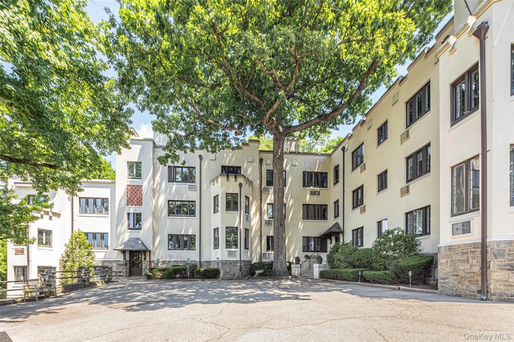 15 Beechtree 2C, Bronxville, NY 10708 — exterior