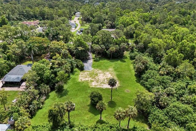 1481 19th ST SW, Naples, FL 34117