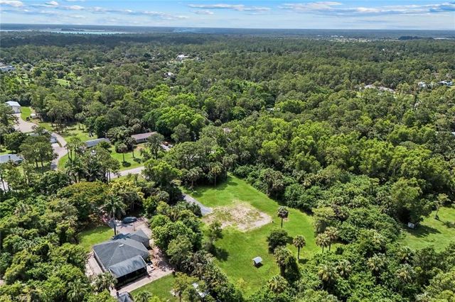 1481 19th ST SW, Naples, FL 34117