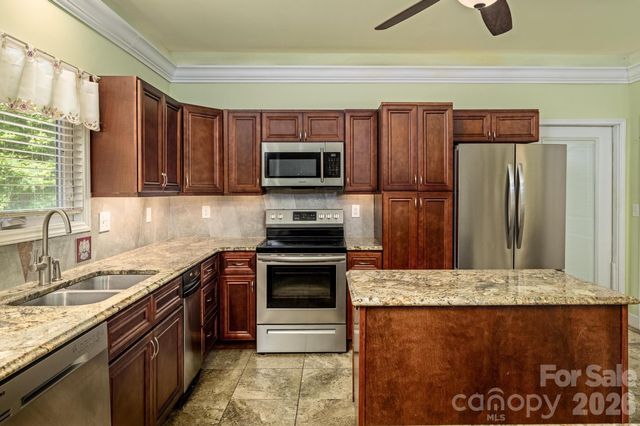 119 Cottontail Lane, Statesville, NC 28677