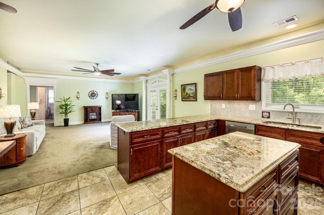 119 Cottontail Lane, Statesville, NC 28677