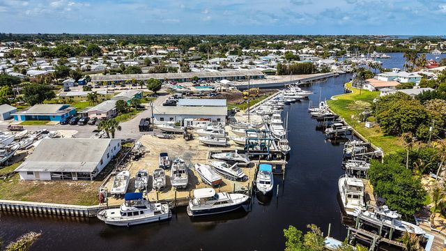 4300 SE Saint Lucie Boulevard 87, Stuart, FL 34997