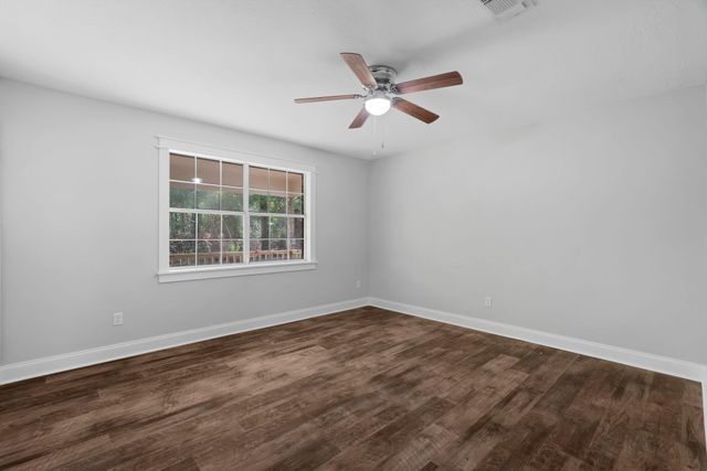 10 Poplar Dr., Hattiesburg, MS 39402