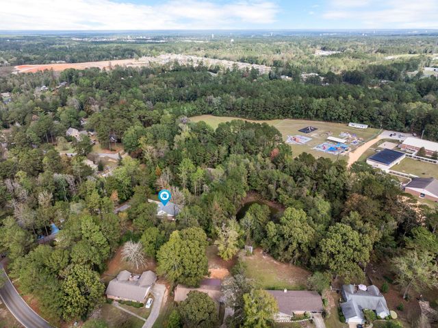 10 Poplar Dr., Hattiesburg, MS 39402